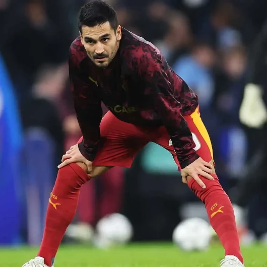 İlkay Gündoğan Okan Buruk Sorusuna Yanıt Verdi