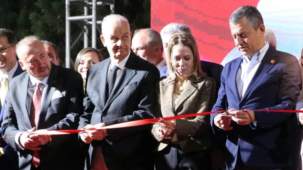 İlker Başbuğ'dan Özgür Özel'e FETÖ savunması: 'En son kişi