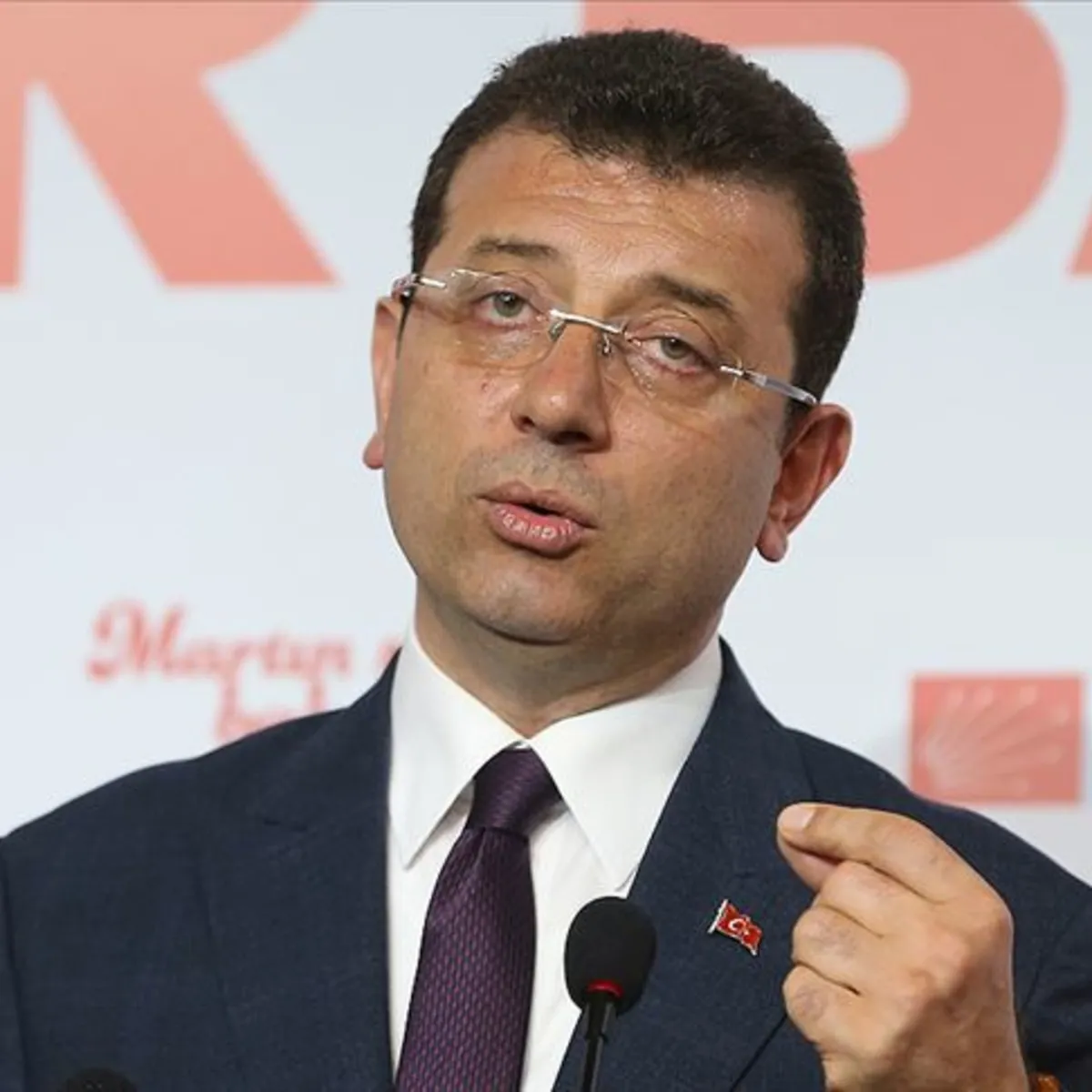İmamoğlu'ndan Makam Aracı Davasında Şaşırtan Savunma: "Yanlışlıkla Belediyenin Sisteminden Benzin Almışız