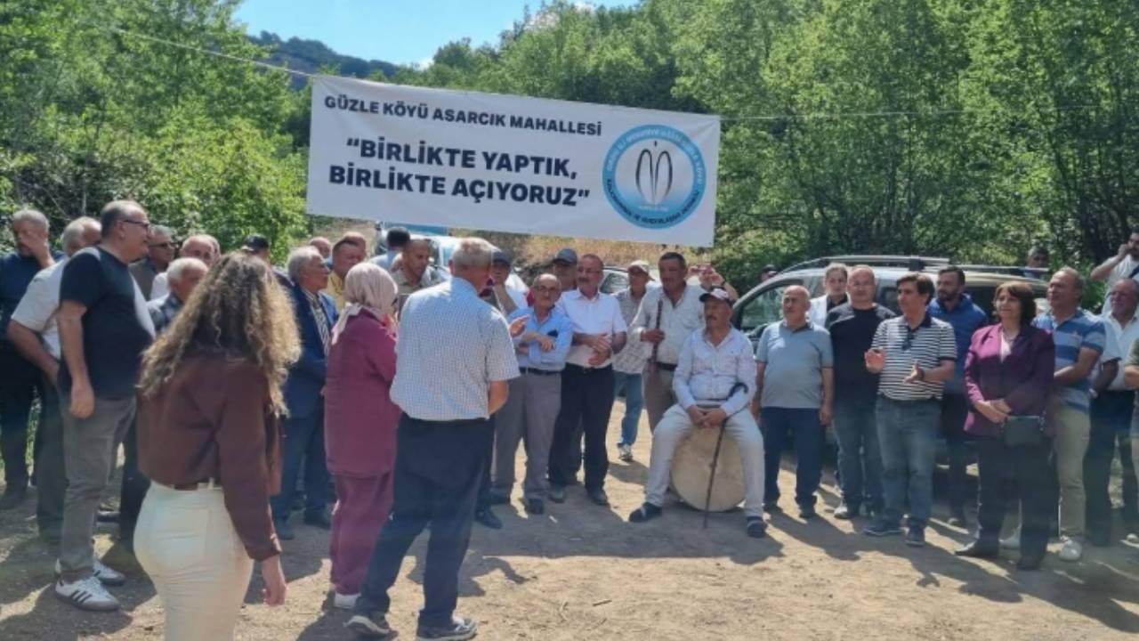 İmece usulüyle yolu kendileri yaptılar, açılışını da kendileri yaptı