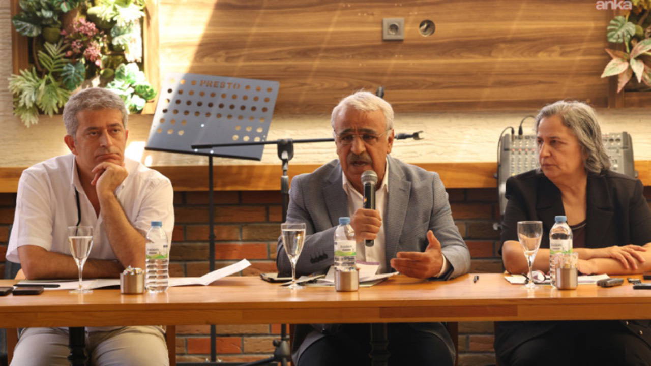 İmralı Heyeti: Öcalan'ın Süreçte Hayati Rolü Olmalı