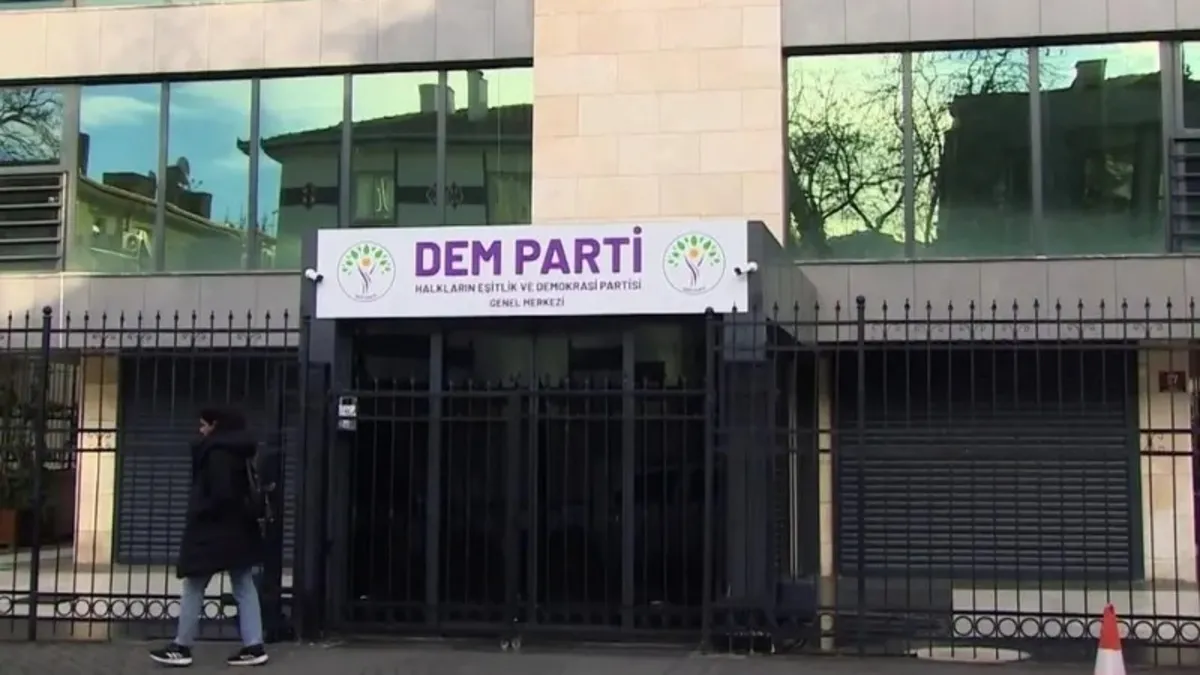 İmralı'nın Yönlendirmesiyle DEM Parti 5. Kez İsim Değiştiriyor: Kongre Takvimi Belli Oldu