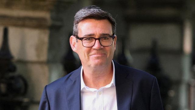 İngiltere Başbakanı Burnham, Trump Yardımcısını Taklit Eden Kişiyle Mesajlaştı