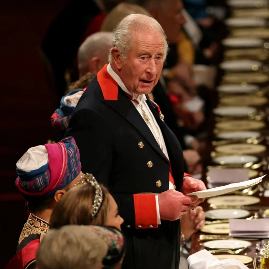İngiltere Kralı Charles'dan Arapça Hadis Okuma