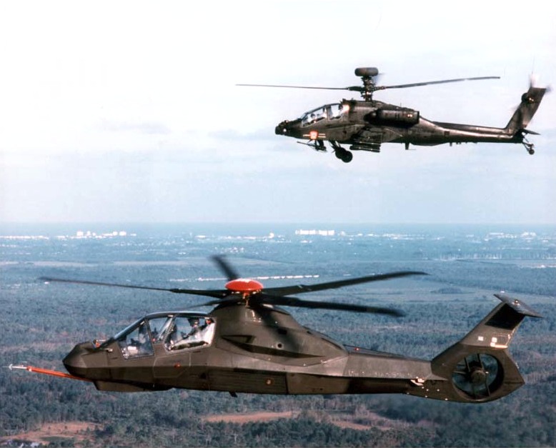 İngiltere'de Askeri Helikopter Düştü: 4 Asker Hayatını Kaybetti
