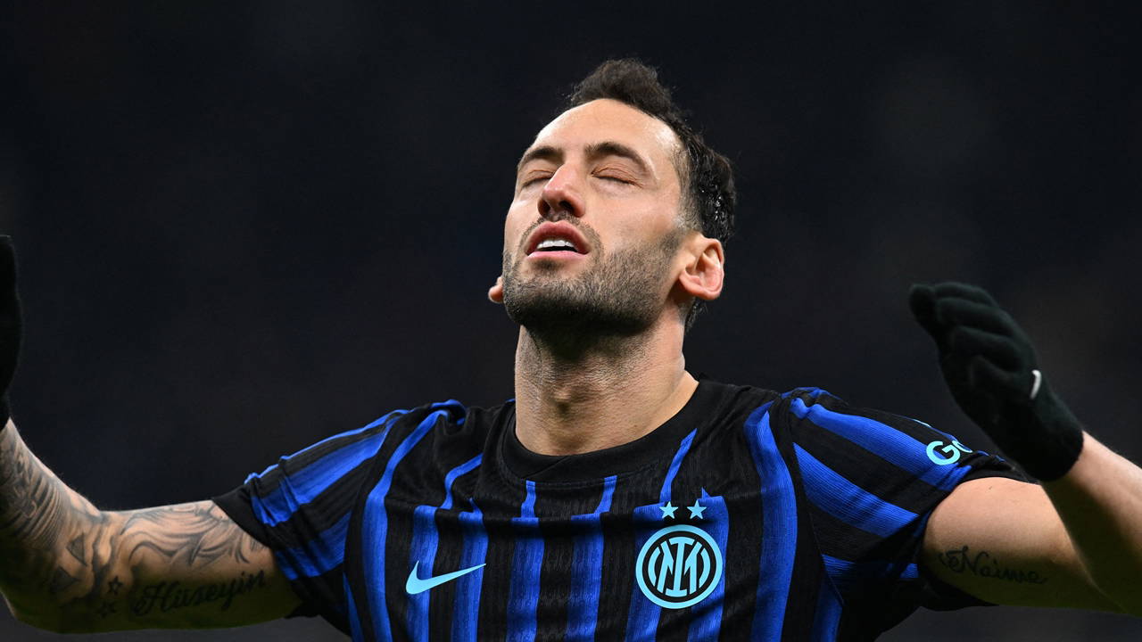 Inter'den Hakan Çalhanoğlu kararı: Sözleşme uzatılacak mı