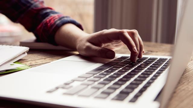 İnternet Kesintileri 'Ayıplı Hizmet' Sayıldı: Tüketici Hakem Heyeti Cayma Bedelinin İadesine Karar Verdi
