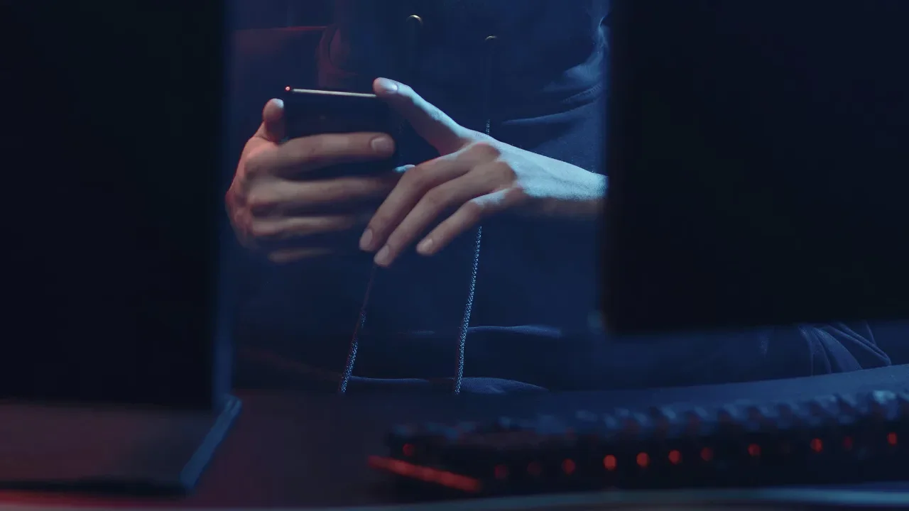iPhone'ları Hedef Alan Casus Yazılım P7 DarkSword Ortaya Çıktı