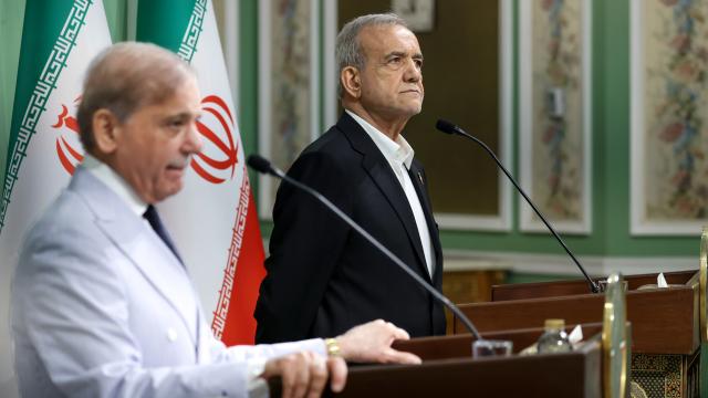 İran ile ABD arasındaki mutabakat zaptına Pakistan arabulucu oldu