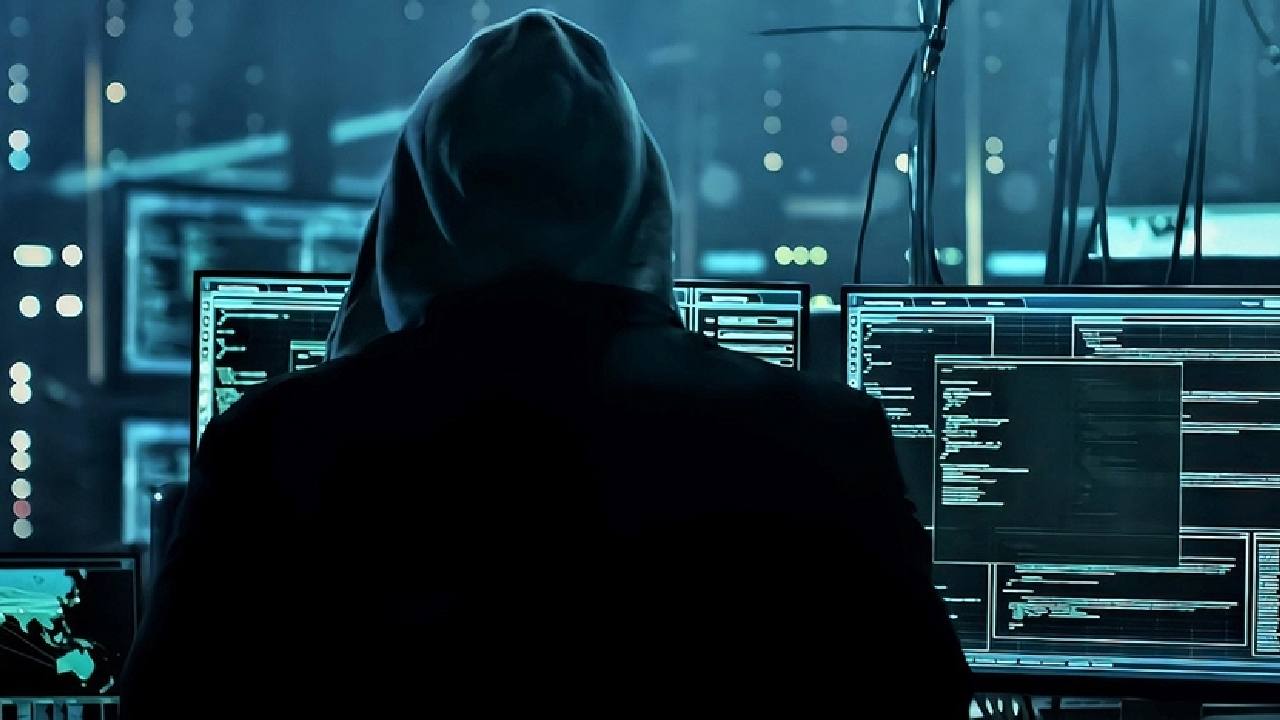 İran Bağlantılı Hackerlar İngiltere'de Elektrik Santralini Devre Dışı Bıraktı