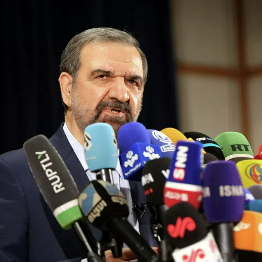 İran'dan bölge ülkelerine sert uyarı: ABD'ye destek verenlerin çıkarlarını vururuz
