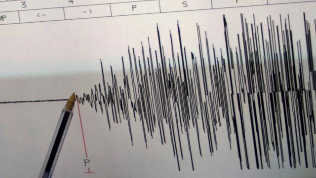 İran'ın Huzistan Kentinde 5 Büyüklüğünde Deprem Meydana Geldi