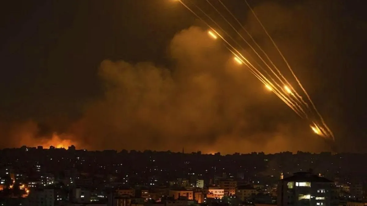İran'dan İsrail'e büyük füze saldırısı: Hava savunma alarmı