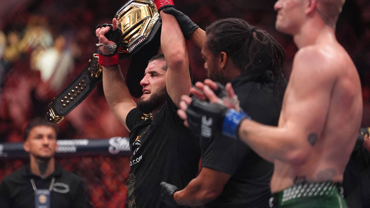 Islam Makhachev Rekor Kırdı: UFC 330'da Garry'yi Yendi