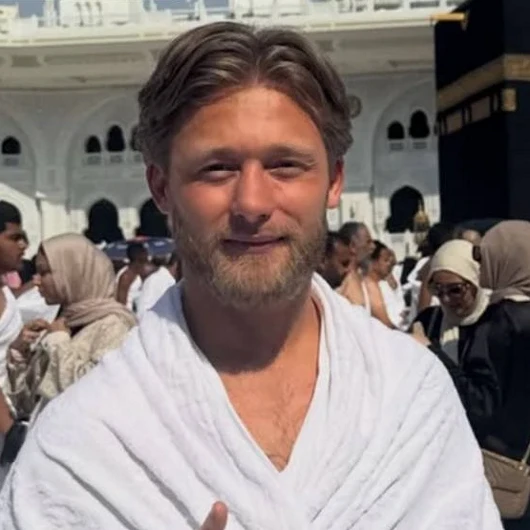 İslam'ı Seçtiler, Yolculuklarını Milyonlar İzliyor