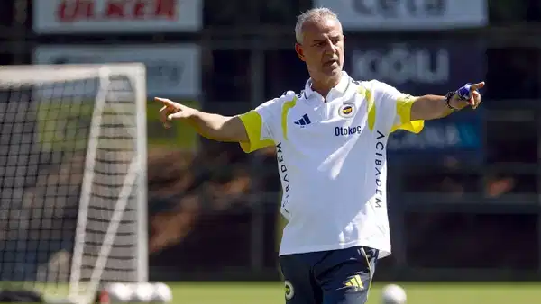 İsmail Kartal Fenerbahçe'de Görevine Devam Ediyor