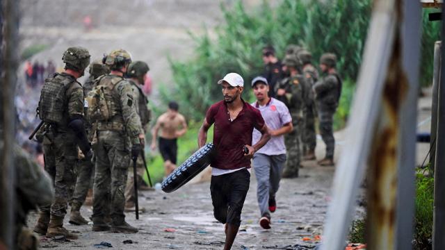 İspanya'nın Sebte kentine geçen düzensiz göçmenlerin yarısı geri döndü