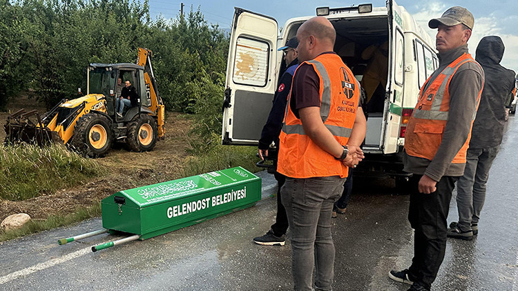 Isparta'daki midibüs kazasında ölenlerin kimlikleri belirlendi: Sürücü gözaltında
