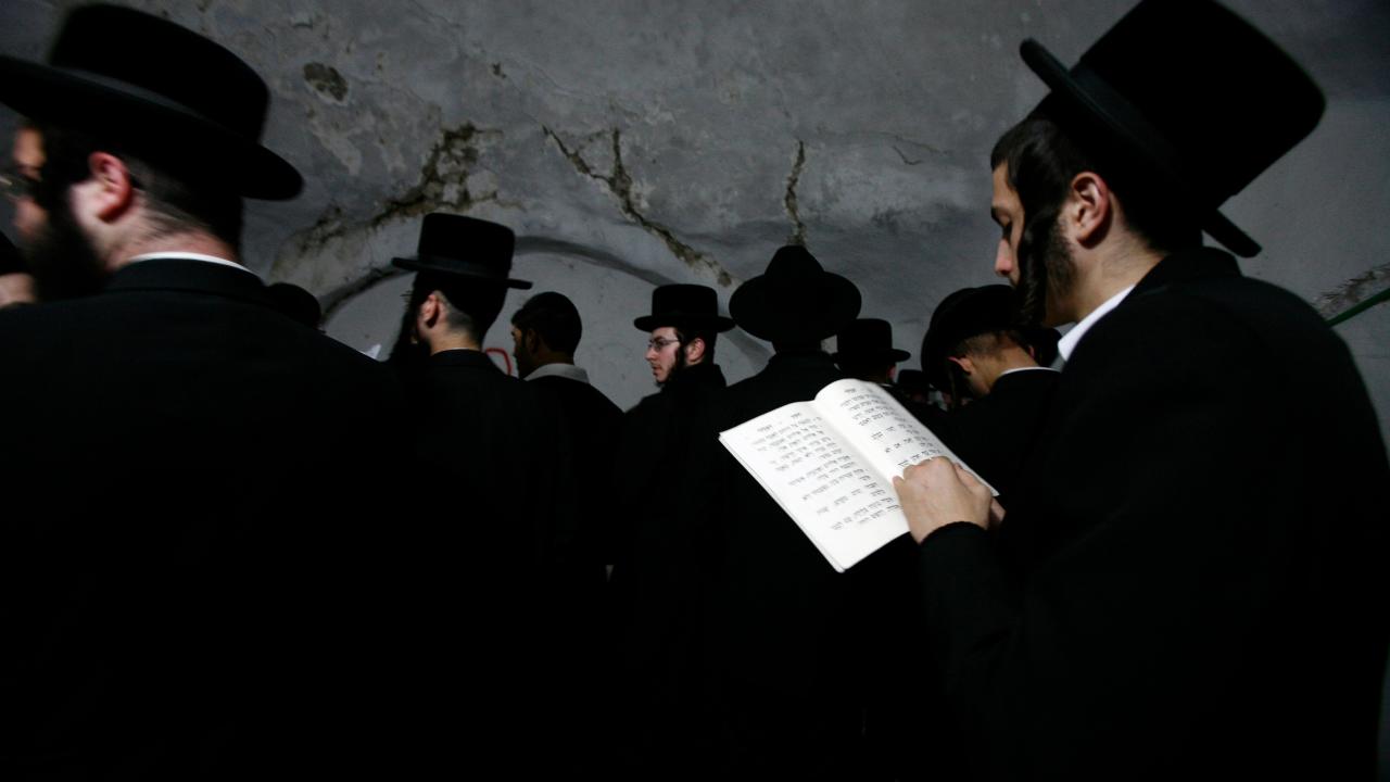 Haredi muafiyet tasarısı İsrail Meclisi'nde krize yol açıyor