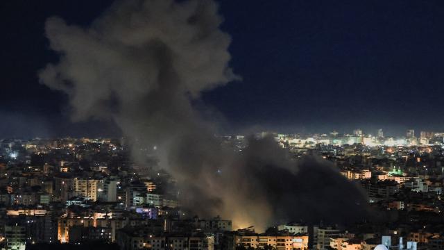 İsrail Ateşkese Rağmen Lübnan'ın Güneyine Saldırılarını Sürdürdü
