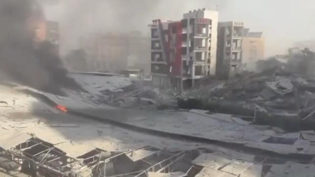 İsrail'in Lübnan'daki Hastane Çevresine Saldırısı: Yaralılar Var
