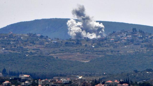 İsrail Lübnan'ın Sur kentine bayramda hava saldırısı düzenledi