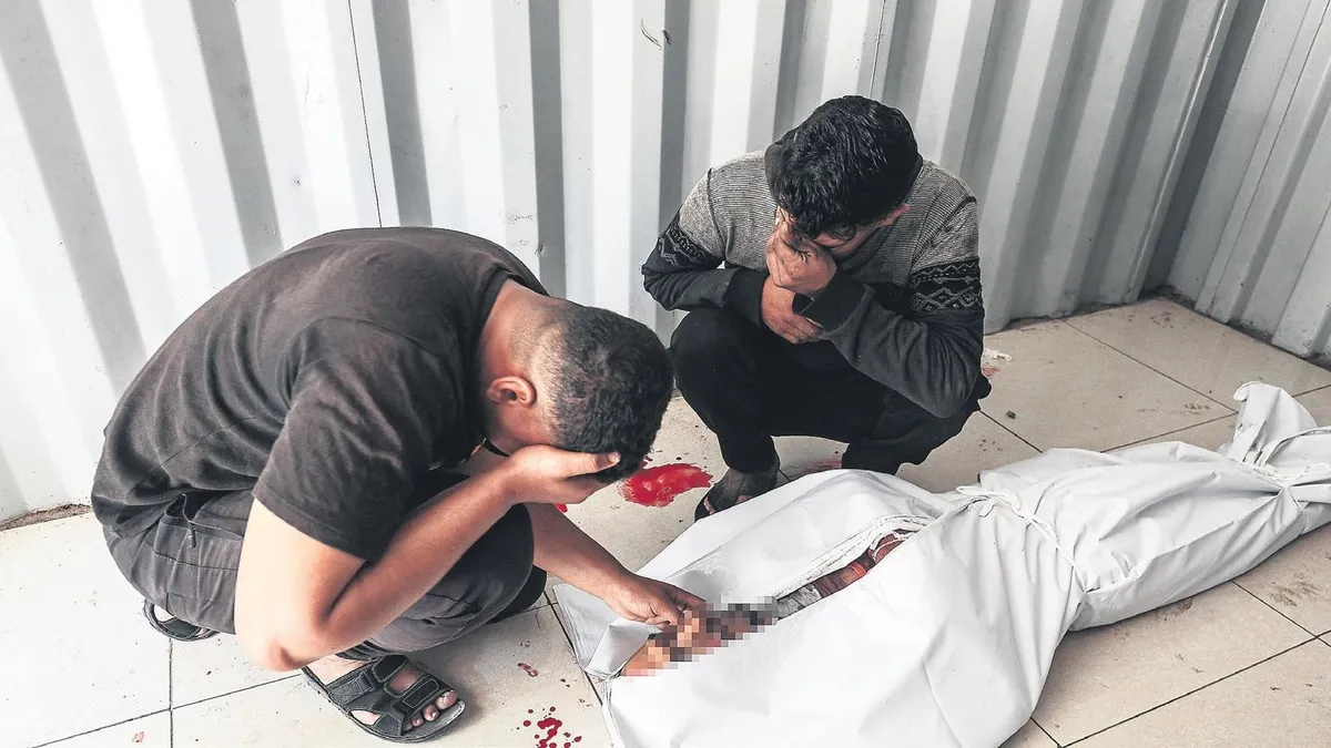İsrail Ordusu Bureyc'de Mülteci Kampını Vurdu: Ölü ve Yaralılar Var