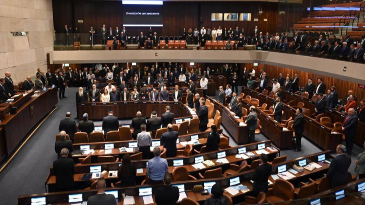 İsrail'de Seçim Tarihi Belirlendi: 27 Ekim'de Sandık Başına Gidilecek