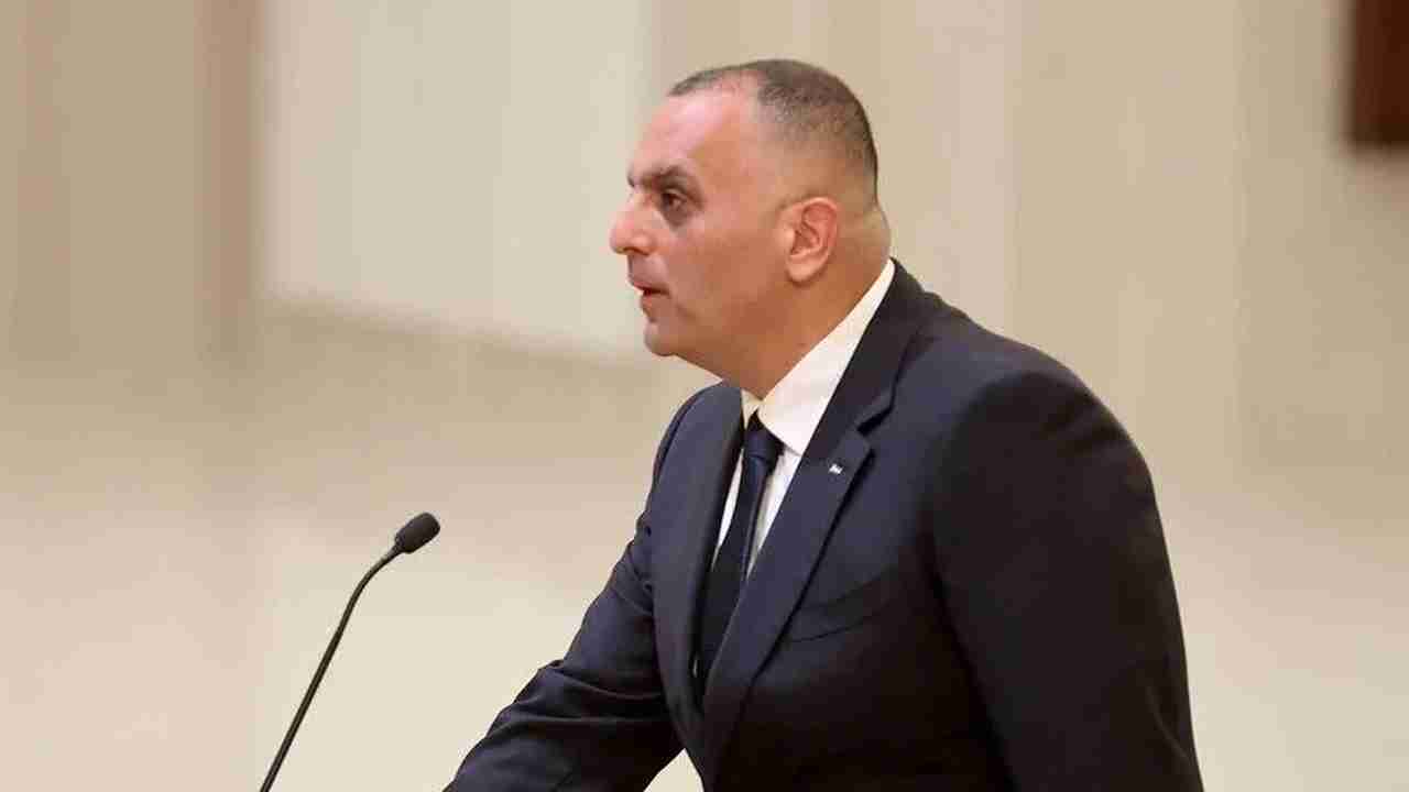 İsrail polisi Filistinli Bakan Avar'ı gözaltına aldı