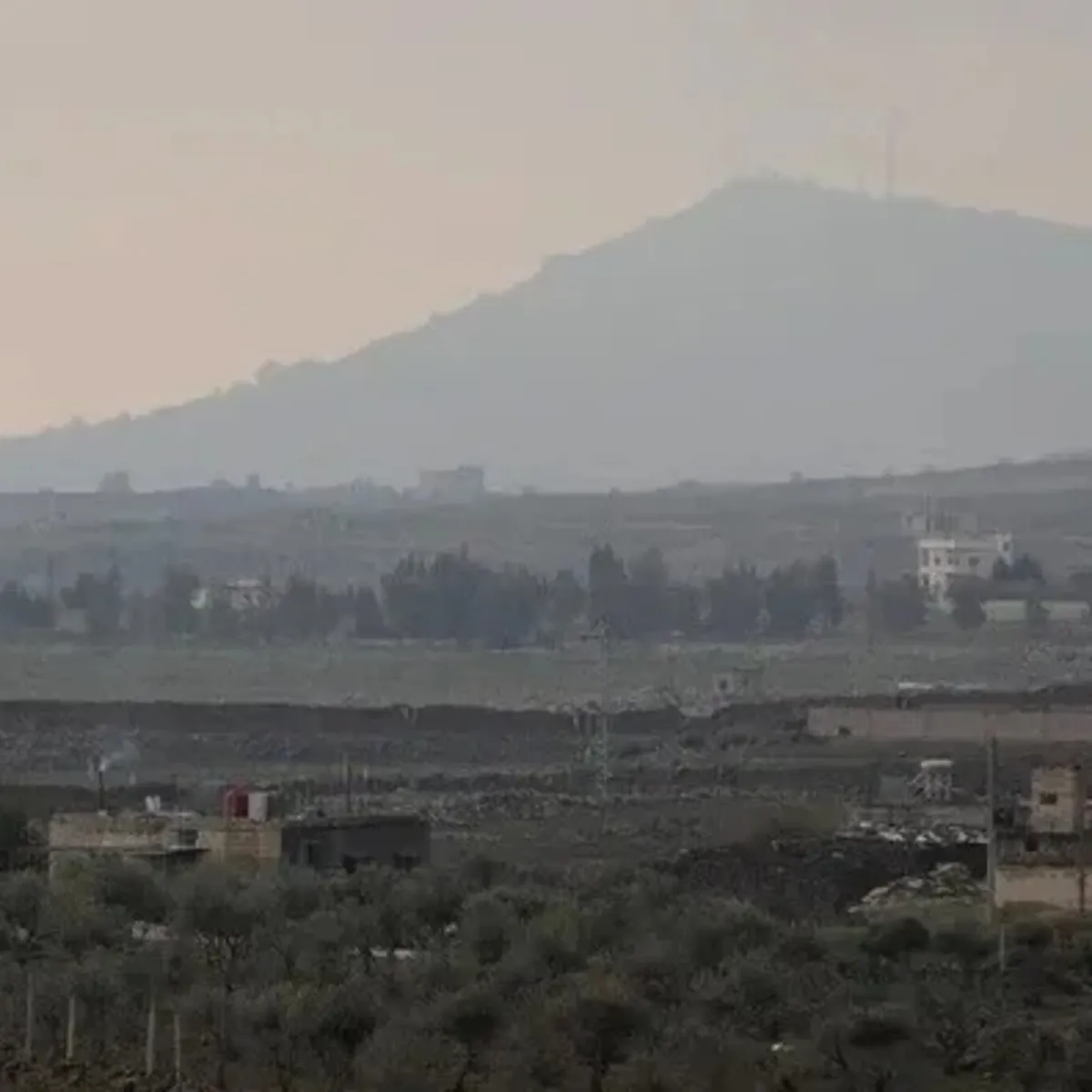 İsrail'den Suriye'ye Topçu Saldırısı: Şam Kırsalında Hedef Alındı