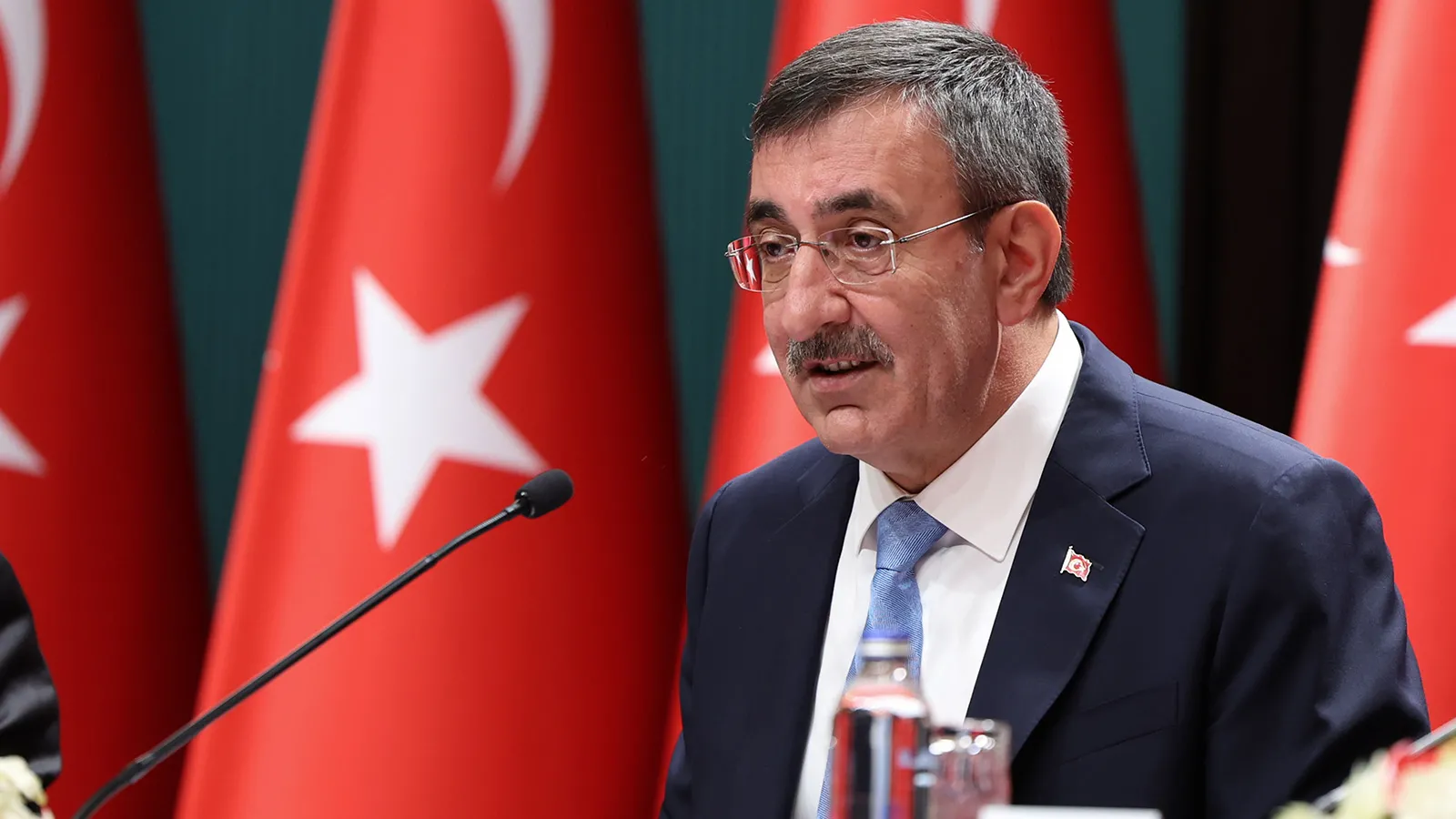 İşsizlik 40 Ay Tek Hanede: Yılmaz'dan Değerlendirme