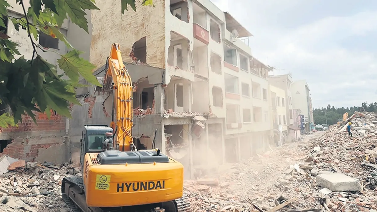 İstanbul'da 10 ilçe dönüşüme koştu: 1.8 milyonluk kampanya ve düşük faizli kredi