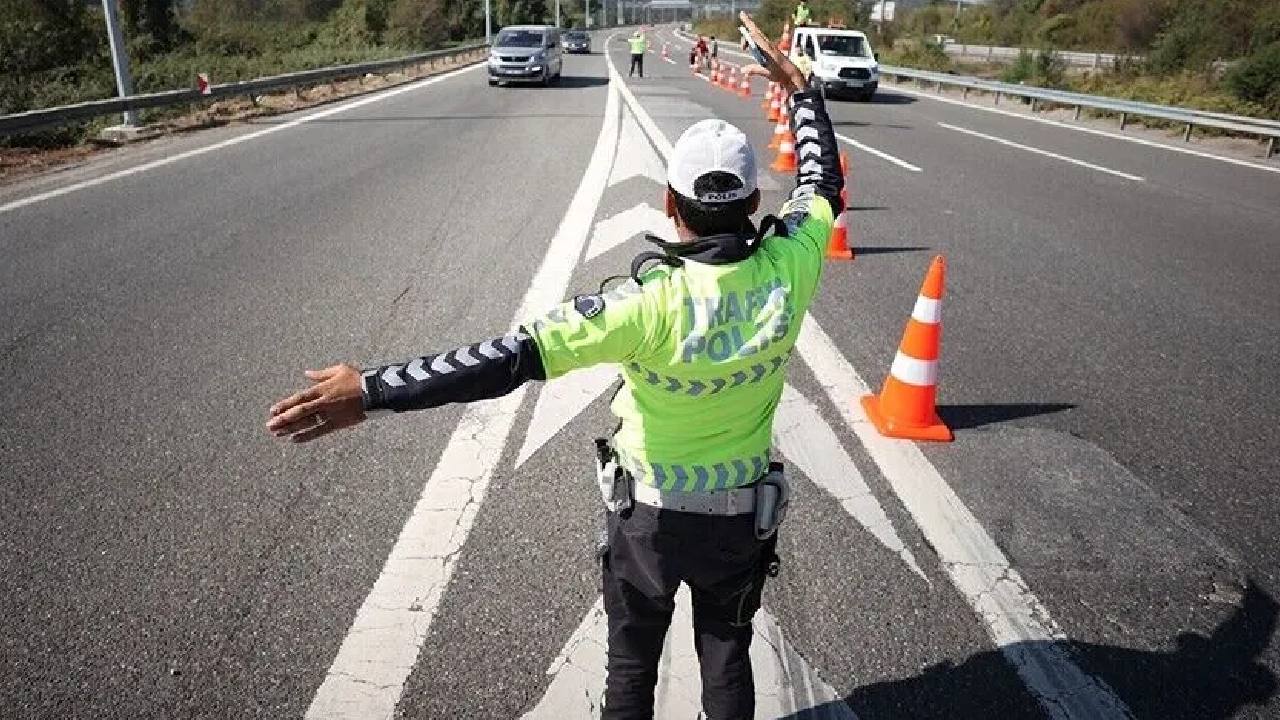İstanbul'da 30 Ağustos Zafer Bayramı nedeniyle Vatan Caddesi yarın trafiğe kapanacak