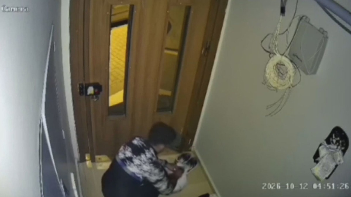 İstanbul'da Ayakkabı Hırsızları Kamerada: Sultangazi ve Gaziosmanpaşa'da Şüpheliler Aranıyor