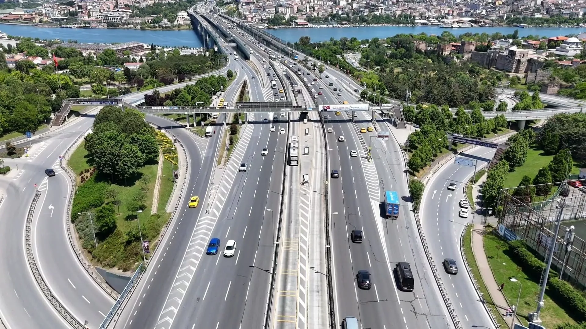 İstanbul'da bayram tatili öncesi trafik rahatladı