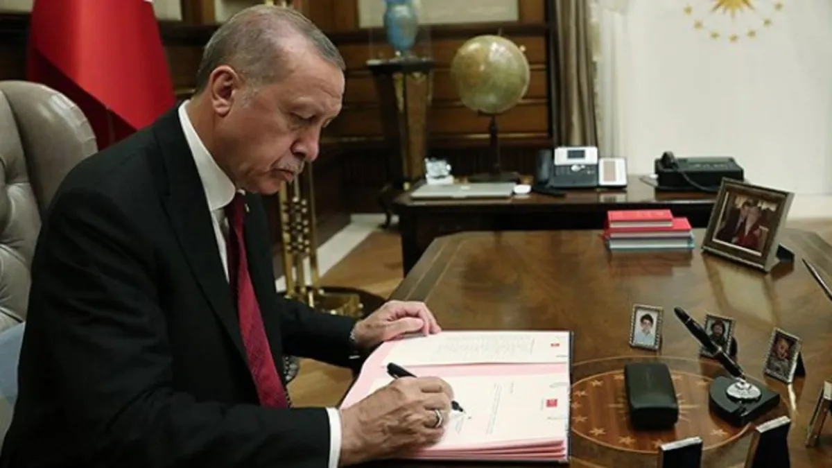 İstanbul Bilgi Üniversitesi yeniden eğitime açıldı: Erdoğan imzaladı