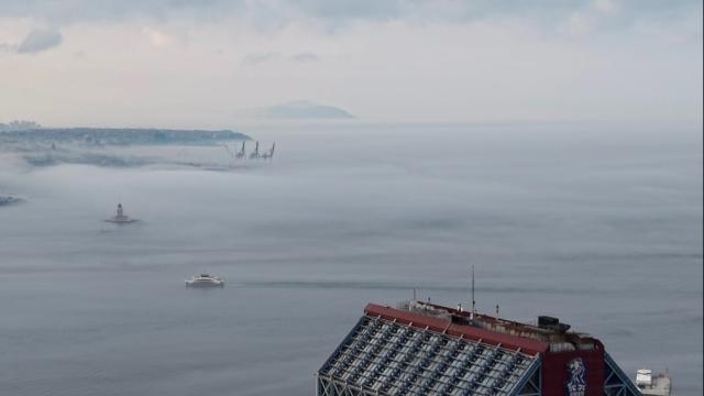 İstanbul Boğazı Yoğun Sis Nedeniyle Ulaşıma Kapandı