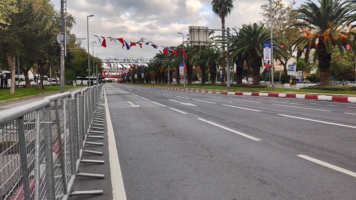 İstanbul'da Cumhuriyet Bayramı provası nedeniyle yollar kapatıldı