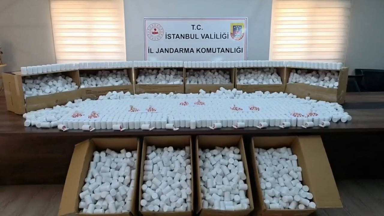 İstanbul'da dev uyuşturucu operasyonu: 257 bin hap ele geçirildi