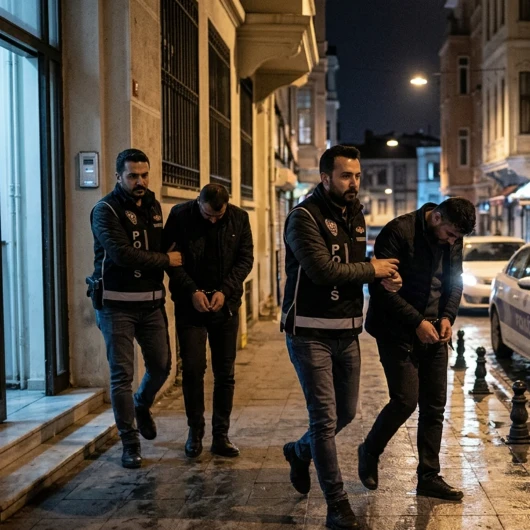 İstanbul'da Yeni Nesil Suç Örgütüne Darbe: 2 Şüpheli Yakalandı