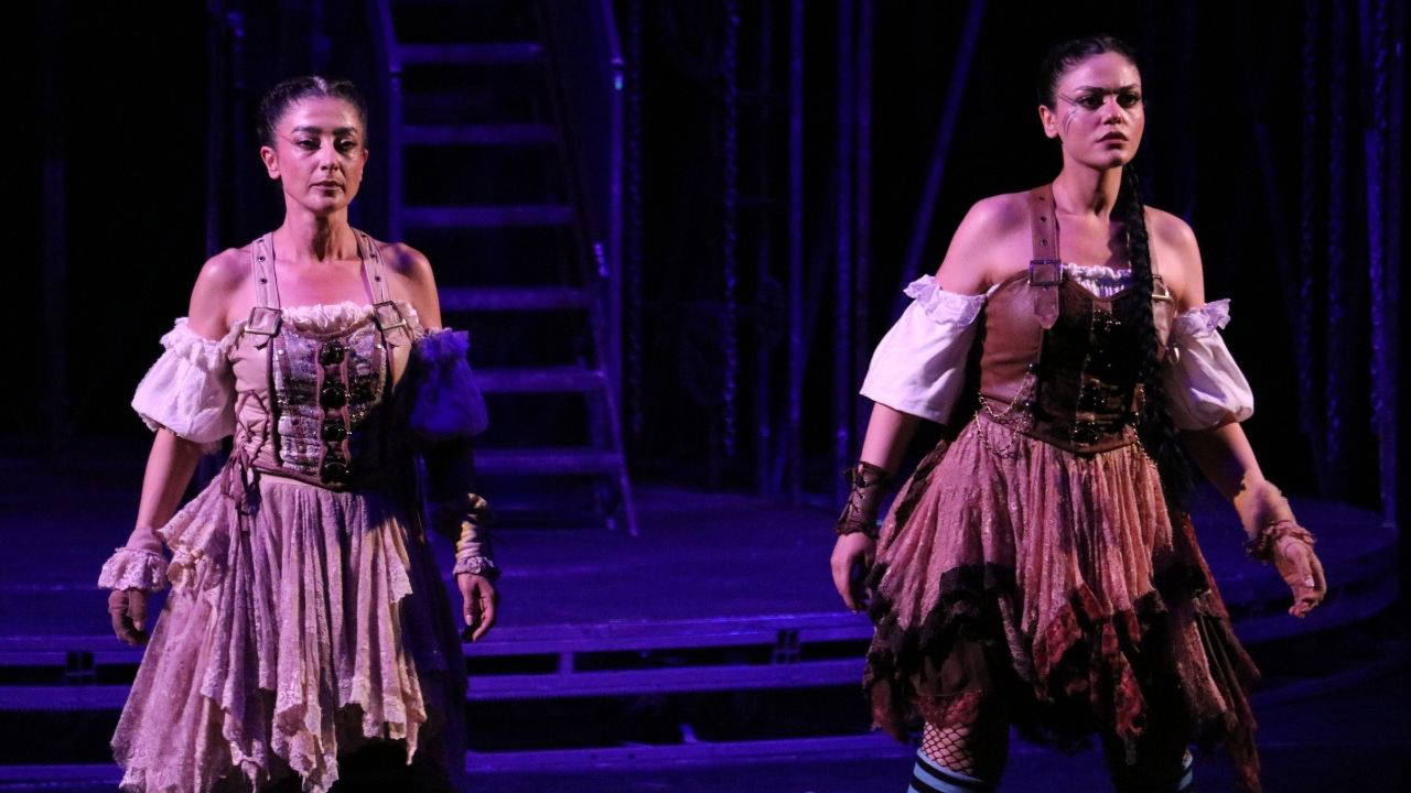 İstanbul DT, 'Lysistrata' ile Bulgaristan'da Sahne Aldı