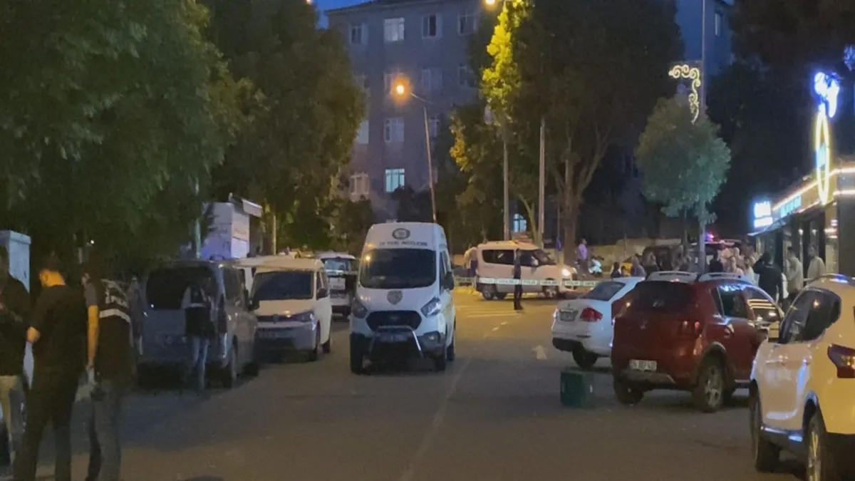 İstanbul Eyüpsultan'da parkta silahlı saldırı: 5 yaralı