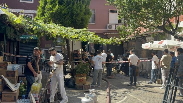 İstanbul Fatih'te tekstil atölyesi yangını: 2 kişi hastanede