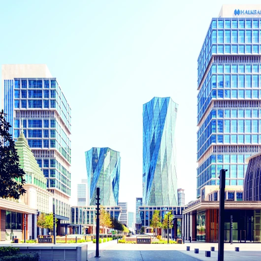 İstanbul Finans Merkezi'nin AVM'si kapılarını açtı
