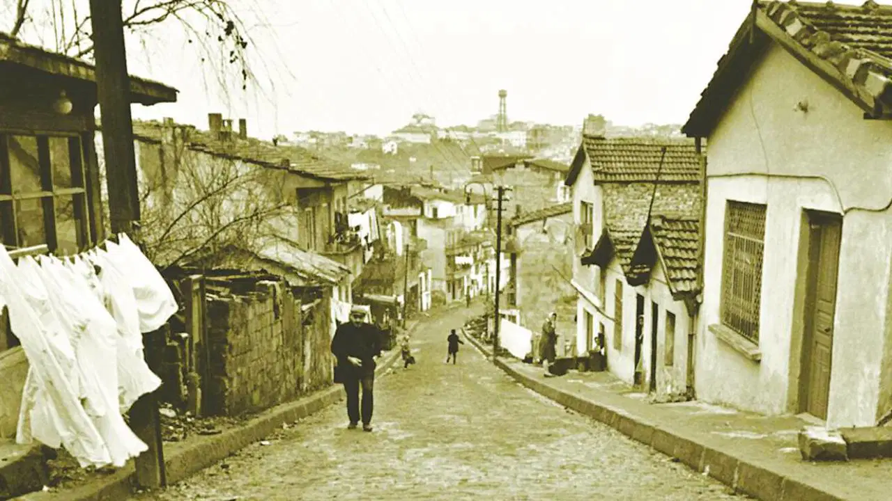 İstanbul'da gecekondudan rezidansa: 1940'lardan günümüze kent dönüşümü
