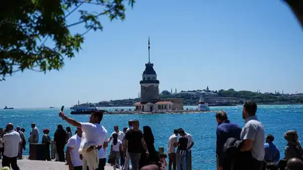 İstanbul'da Hava Sıcaklıkları 28 Dereceye Ulaşacak