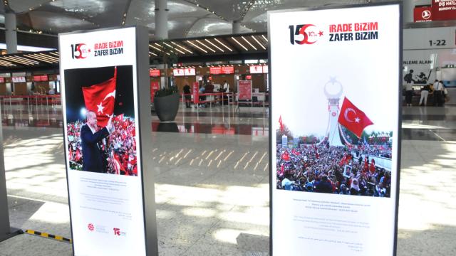 İstanbul Havalimanı'nda 15 Temmuz Şehitleri Fotoğraf Sergisi Açıldı