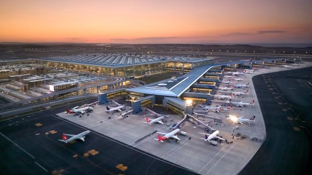 İstanbul Havalimanı Avrupa'nın zirvesinde: Günlük 1587 uçuş