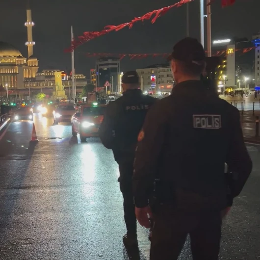 İstanbul'da Helikopter Destekli 'Huzur' Denetimi: GBT ve Kimlik Kontrolü