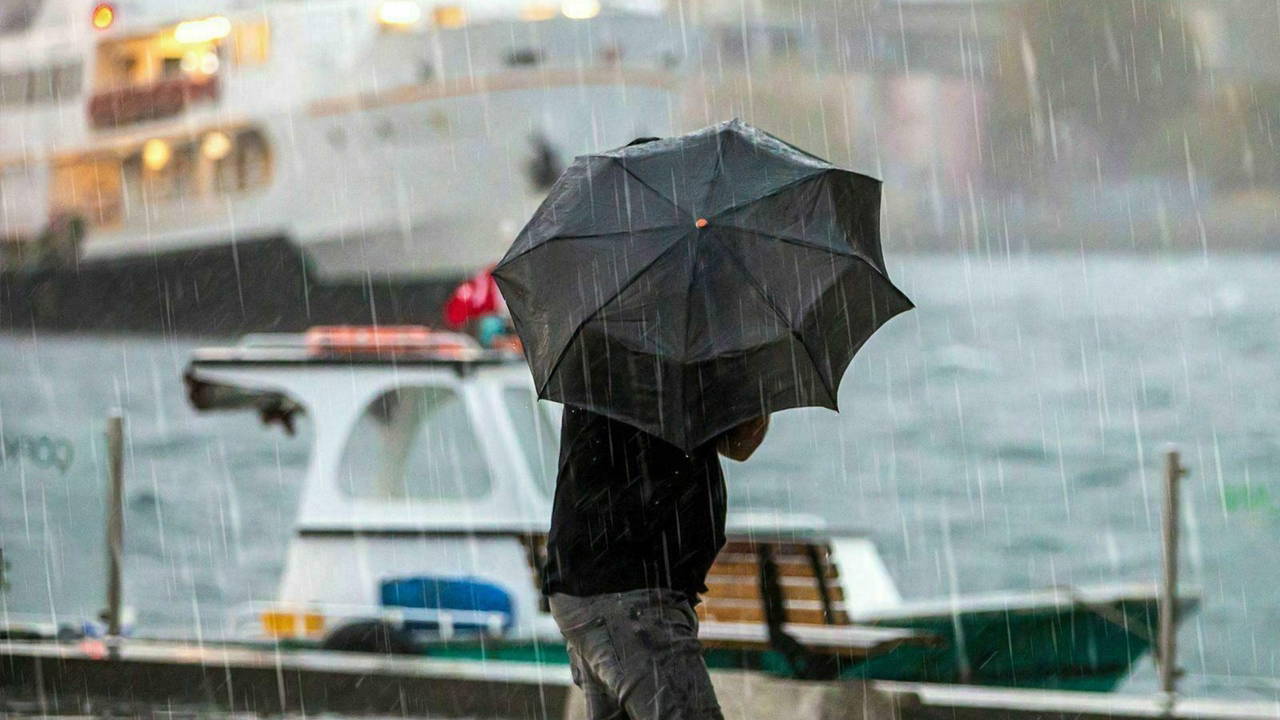 İstanbul ve İzmir için sağanak uyarısı: Meteoroloji saat verdi